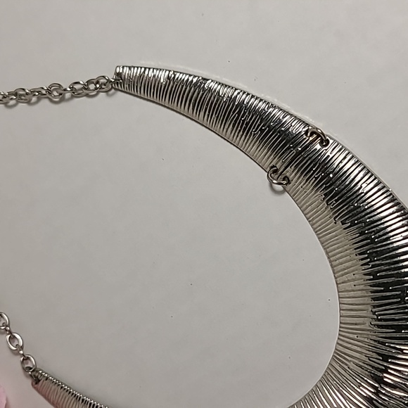 Necklace - Picture 4 of 6